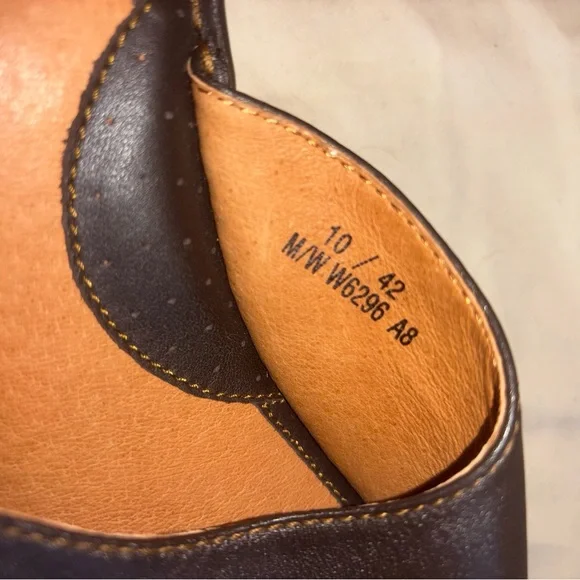 Born Brown Slide Sandals Like New Size 10 - Picture 5 of 5